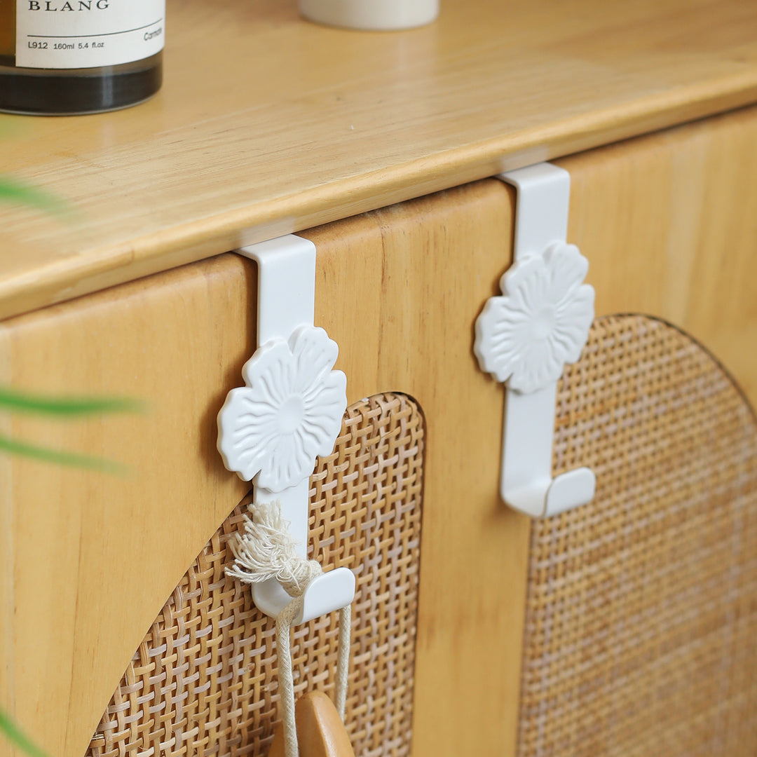 Unisex Wall Hooks with Floral Design Bowlift
