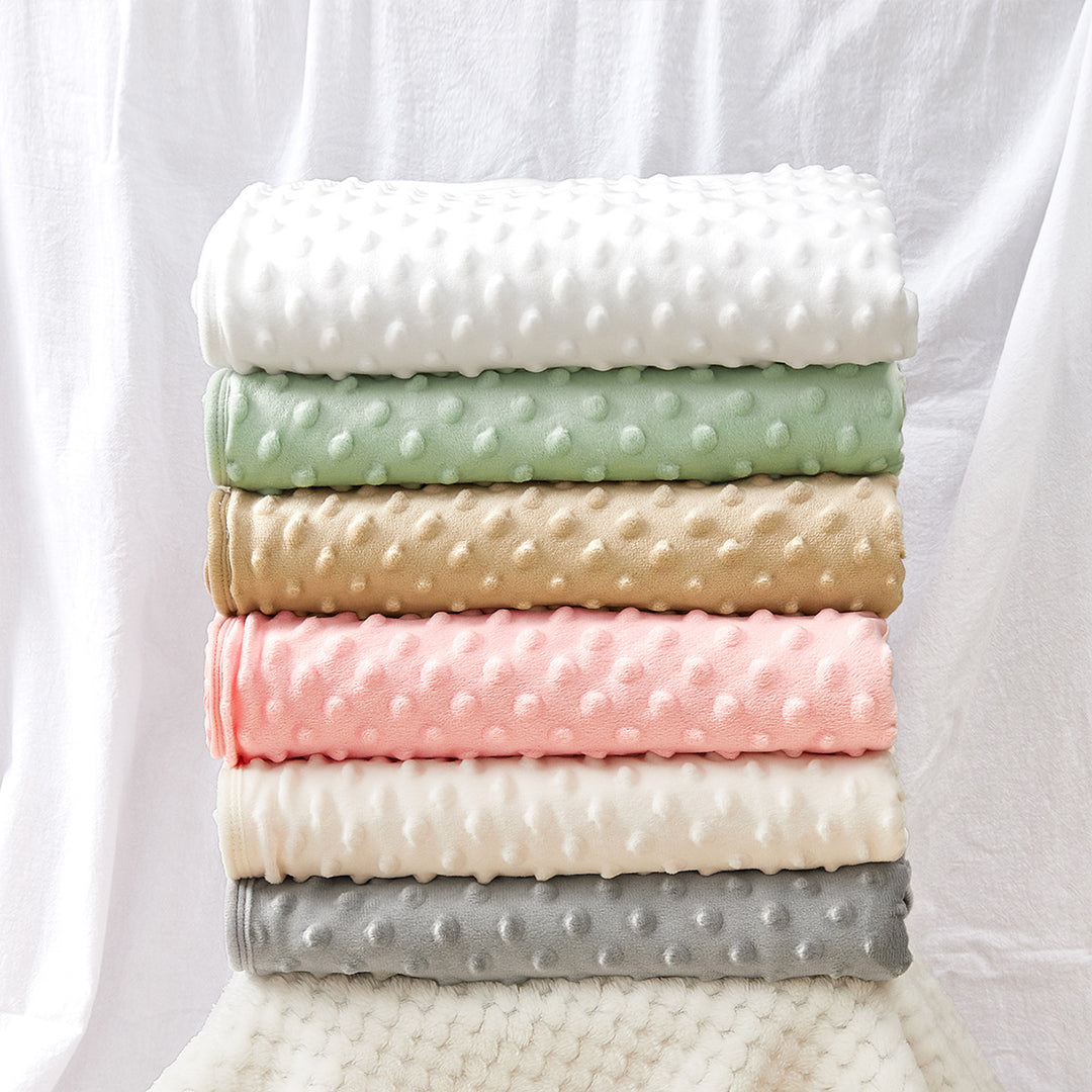 Ultra-Soft Cozy Dot Blanket Bowlift