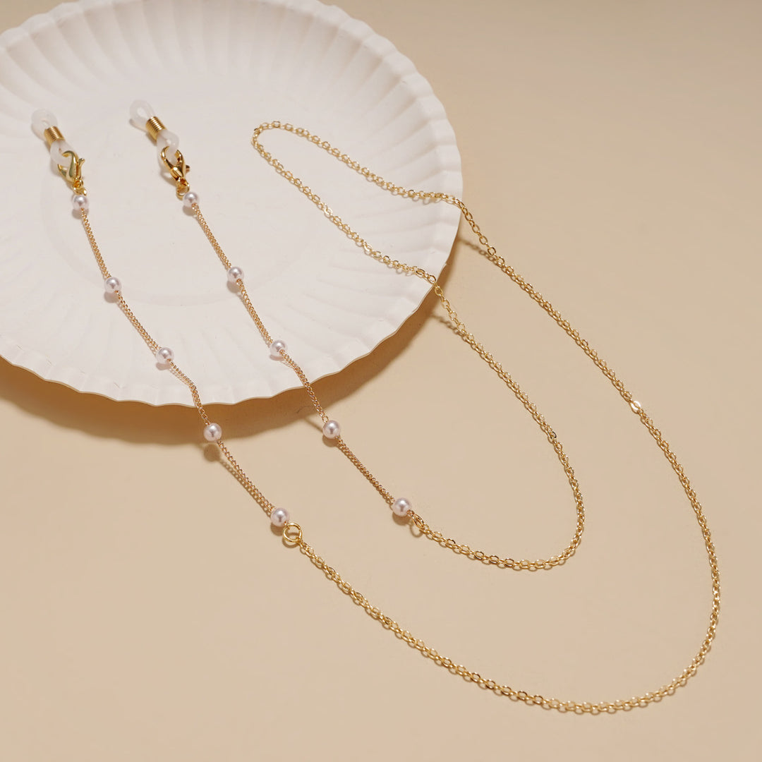 Fashionable Star-Embellished Eyewear Chain Bowlift