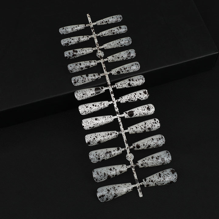Artificial nails with delicate floral design Bowlift