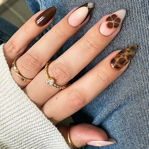 Creative nail art set with floral and leopard pattern Bowlift
