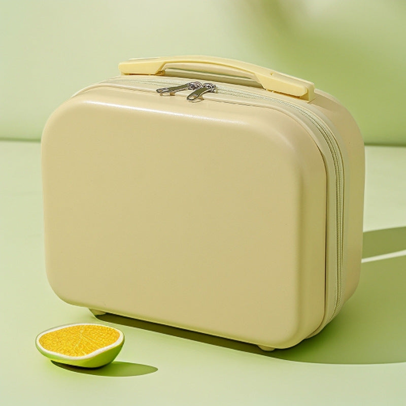 hard-shell travel vanity case with molded handle and double-zip closure Bowlift