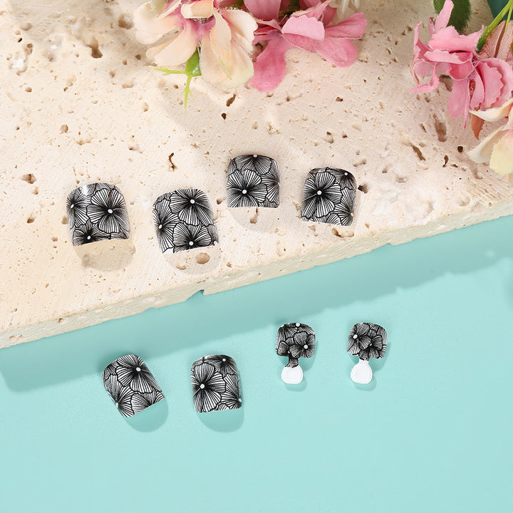Trendy Nail Tips Bowlift