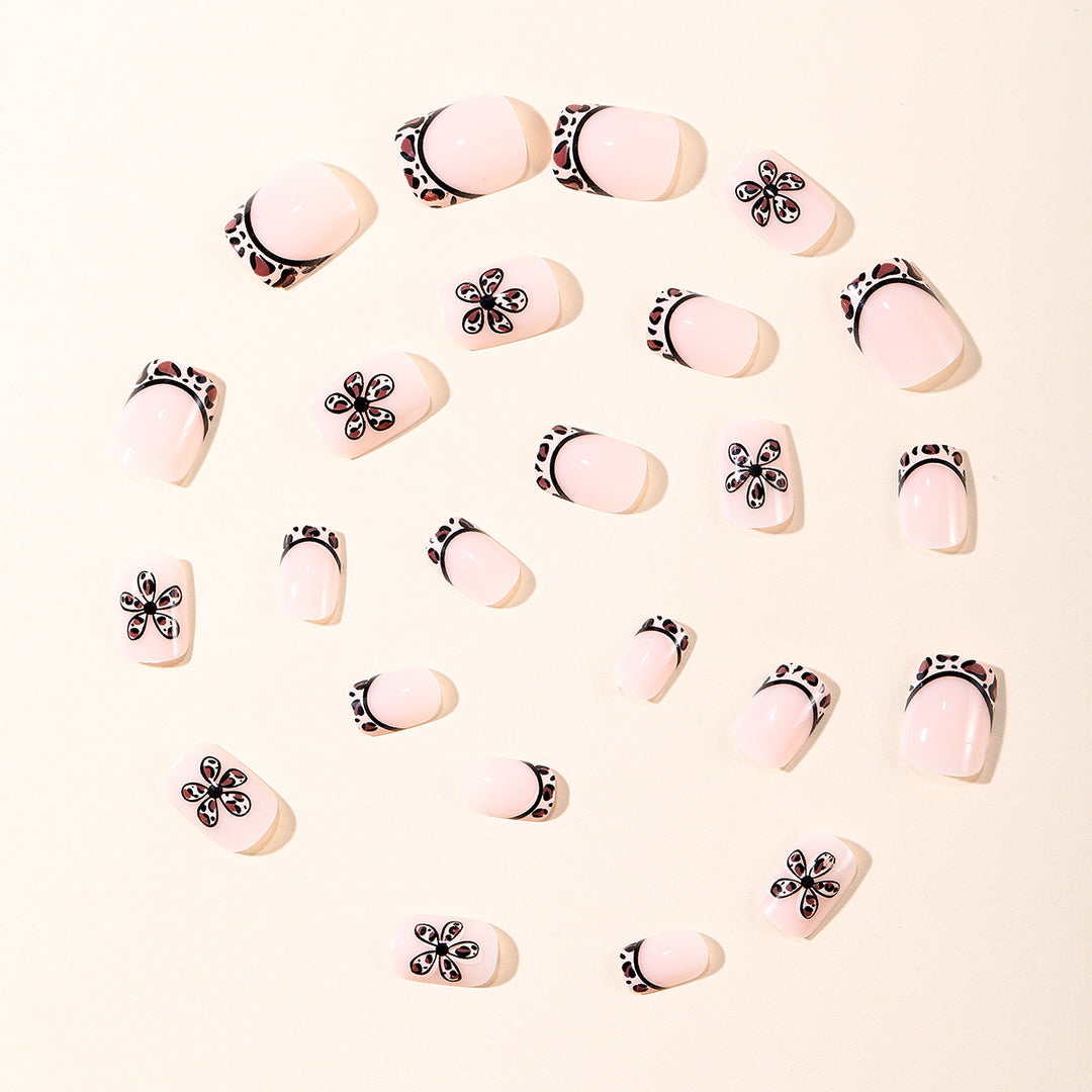 Elegant Floral Accent Nail Art Set Bowlift