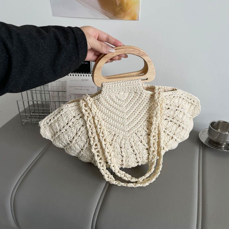 Handbag with Unique Wooden Handle Design Bowlift