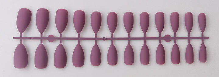Stiletto Press-On Nail Set Bowlift