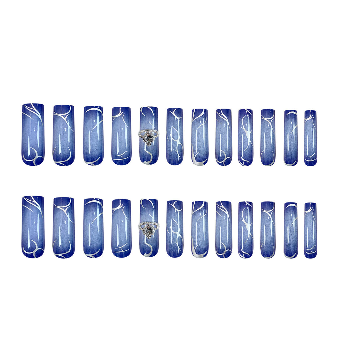 Creative artificial nails with ombre effect and glitter Bowlift