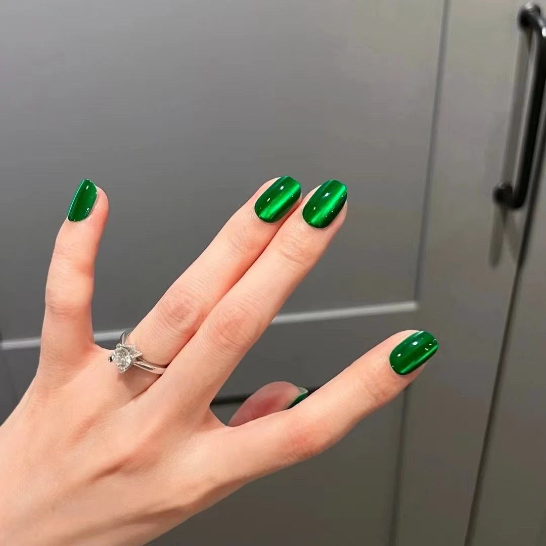 Press-On Nail Tips Bowlift