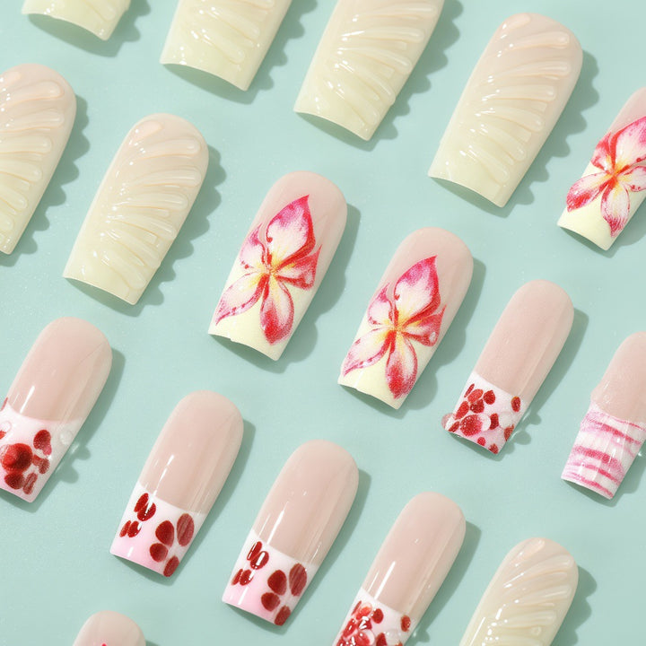 Artificial Nails Set with Elegant Floral Designs Bowlift