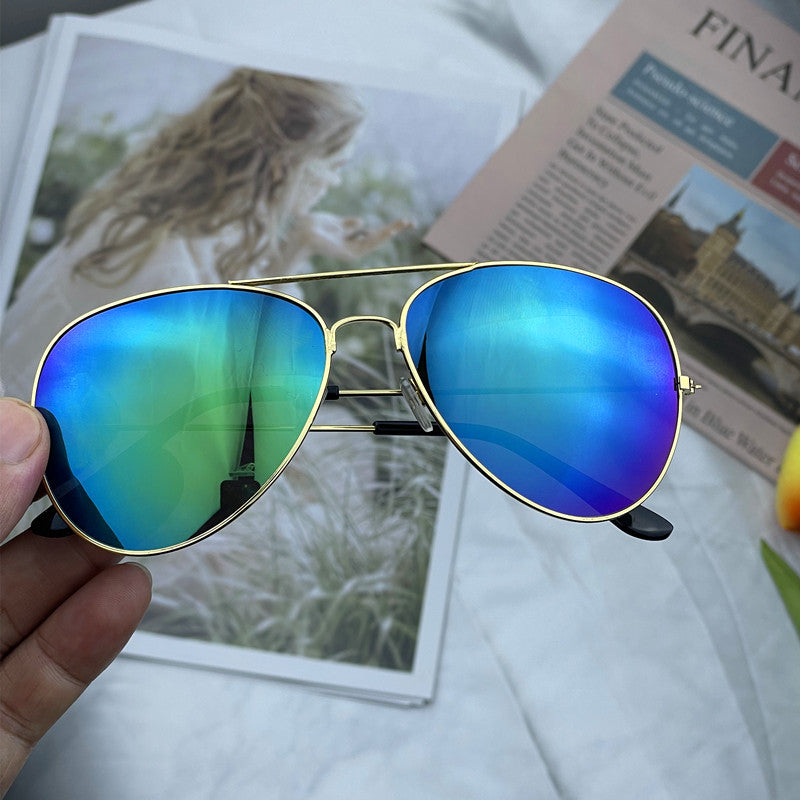 Vintage-Inspired Aviator Sunglasses Bowlift