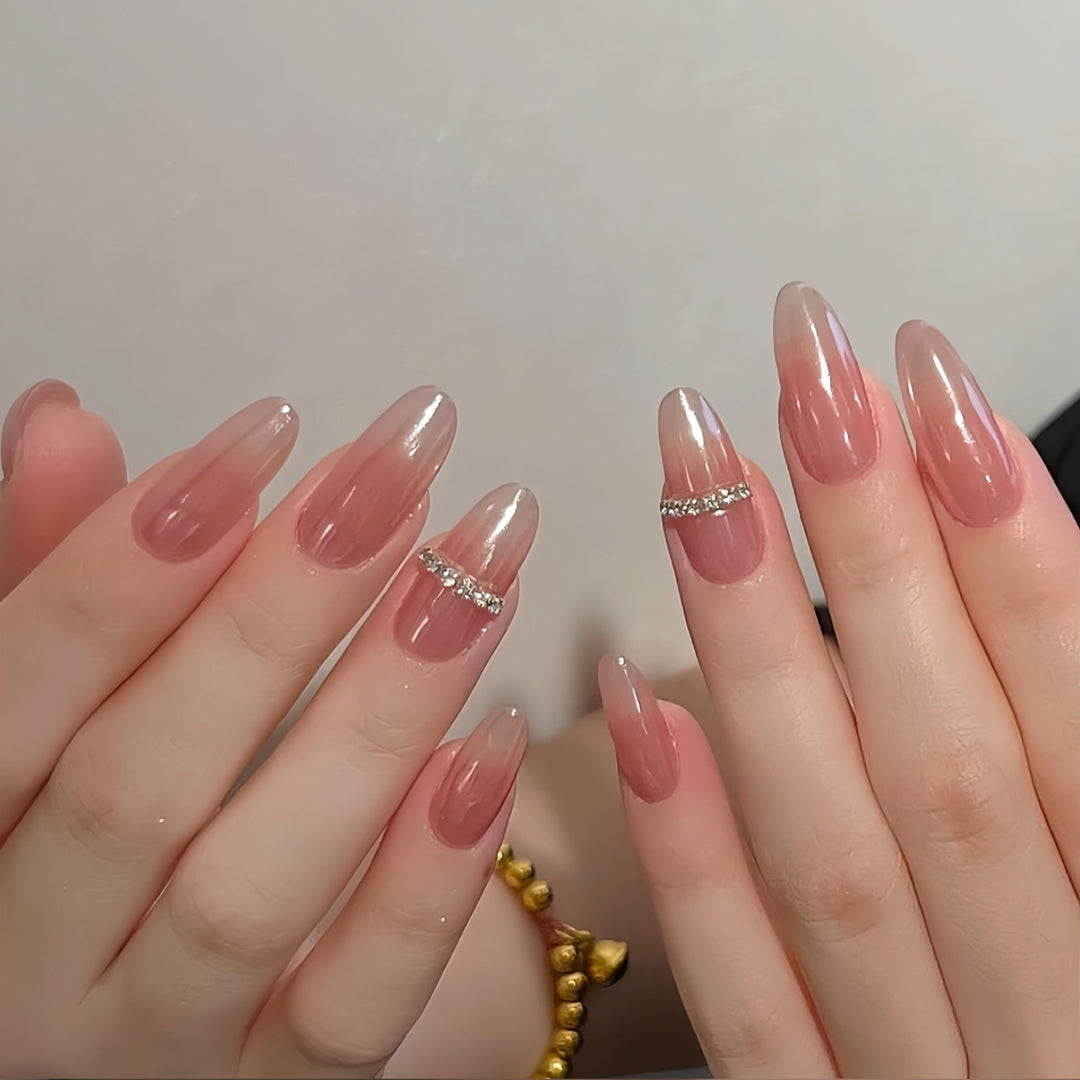 Elegant Stiletto Press-On Nail Set Bowlift