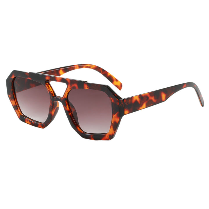 Women's geometric sunglasses in extravagant design Bowlift