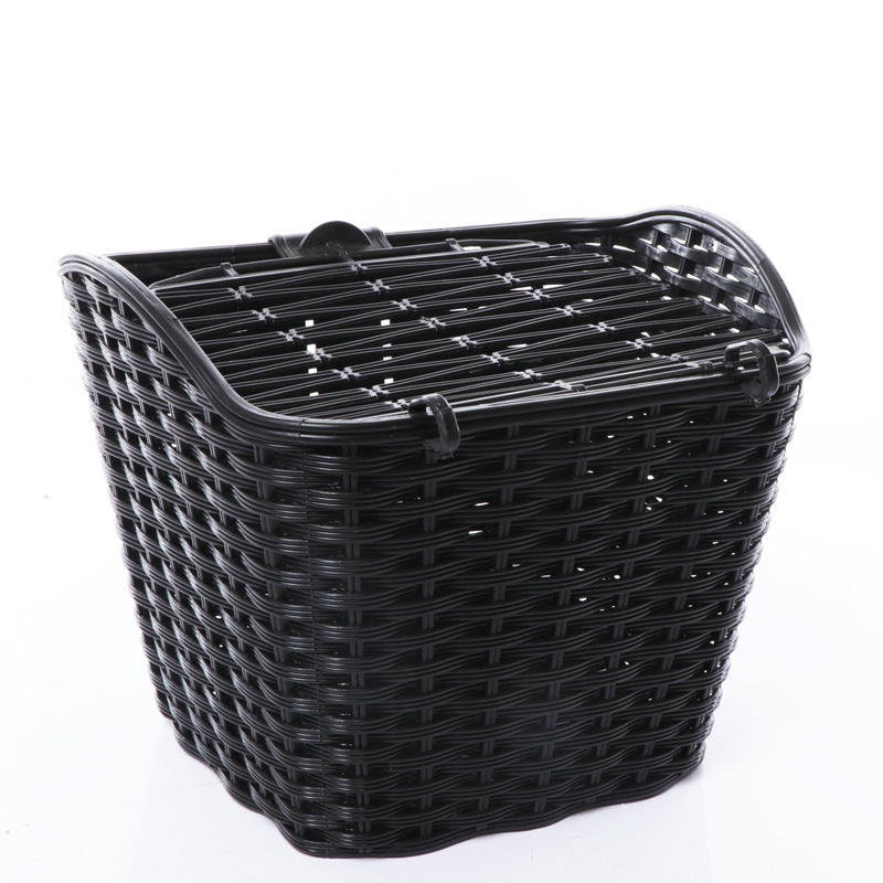 woven front bicycle basket with hinged lid and universal handlebar mount Bowlift