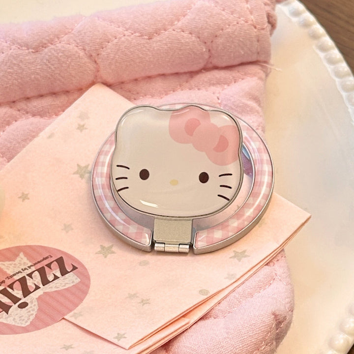 Hand mirror in heart-shaped design with cute bear motif Bowlift