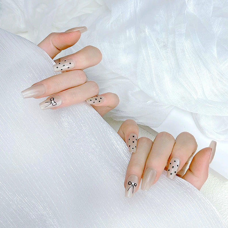 French Tip Press-On Nail Set Bowlift