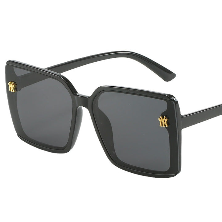 Women's Oversized Sunglasses with Elegant Lenses Bowlift