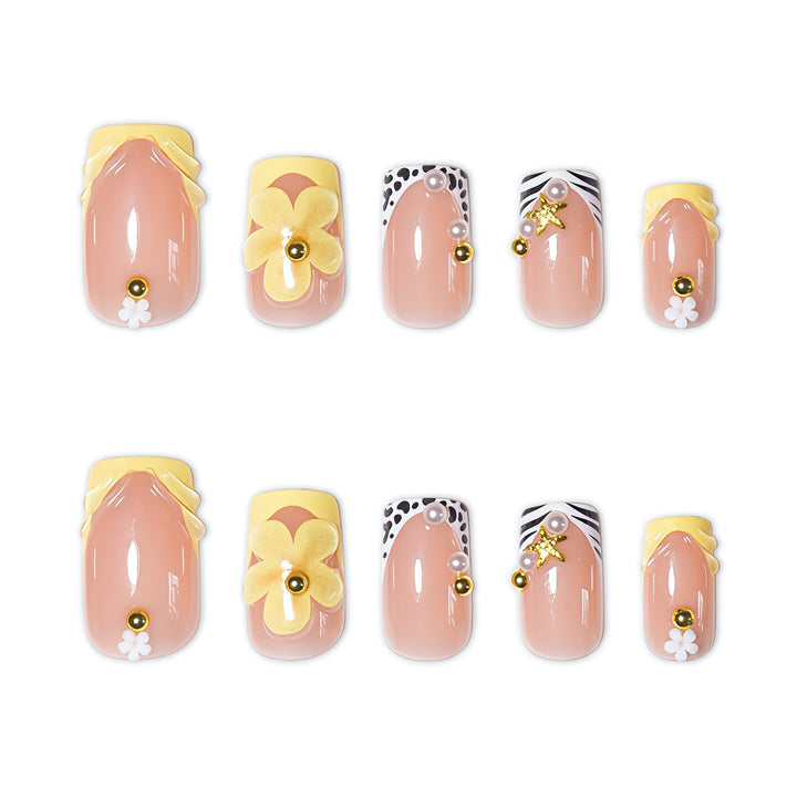 Floral Design Press-On Nail Extensions Bowlift
