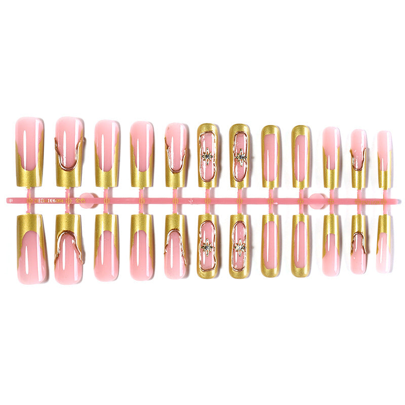 Elegant Press-On Nail Art Set with Gold Accent Design Bowlift