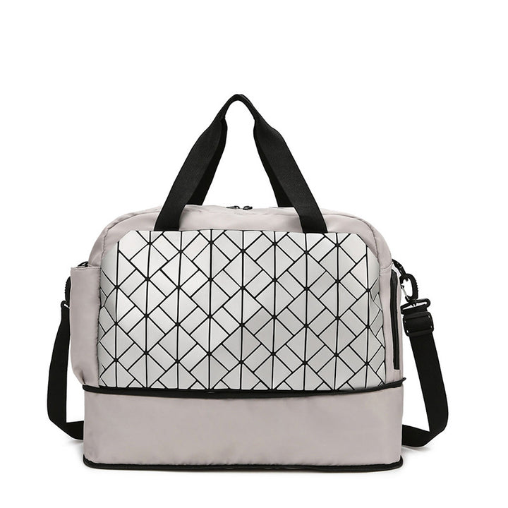 Multifunctional Sports Duffel Bag with Structured Design Bowlift