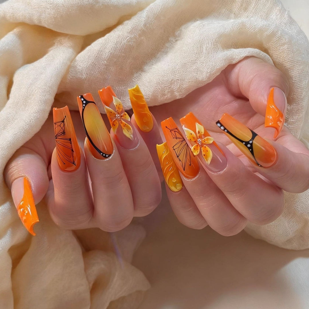 Artful Nail Tips Set with Leaf Accents Bowlift