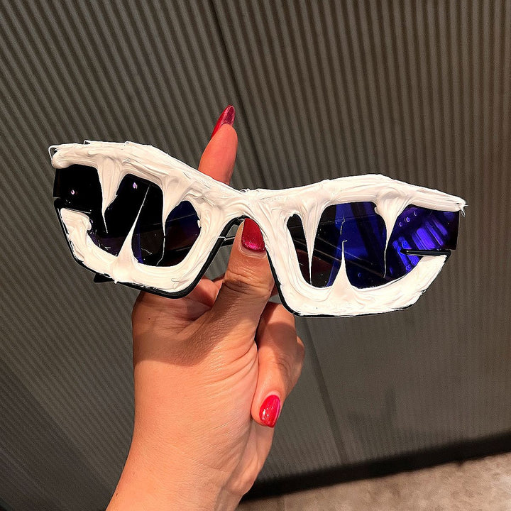 Women's Futuristic Sport Sunglasses with Extraordinary Unicorn Design Bowlift