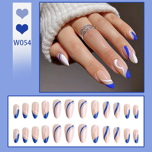 Creative artificial nails in modern design Bowlift