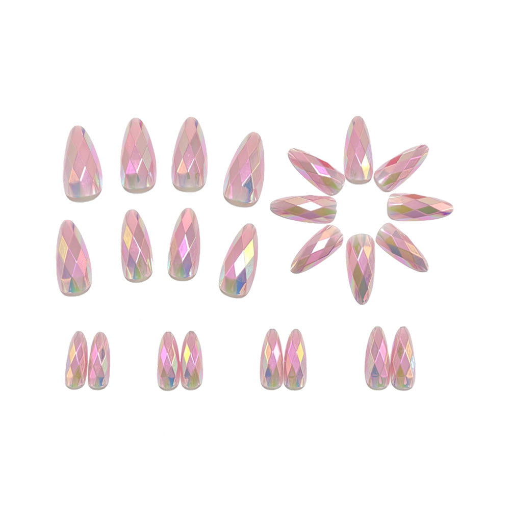 Shiny Artificial Nails in Modern Faceted Design Bowlift