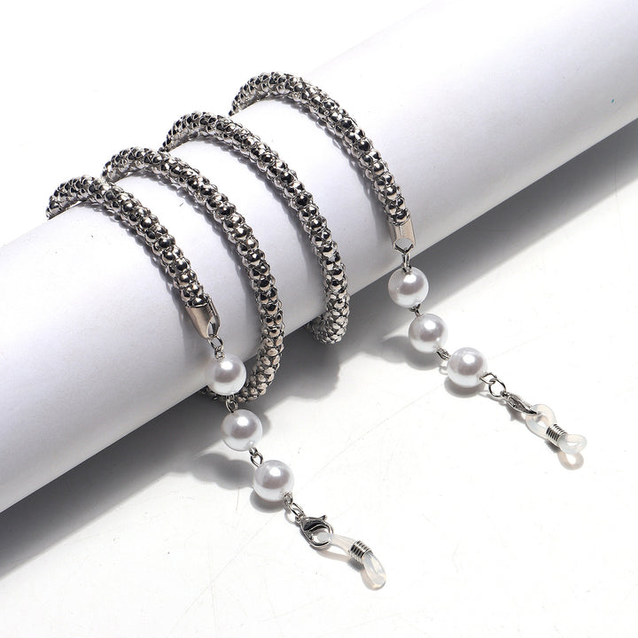 Chic Pearl-Accented Eyewear Chain Bowlift