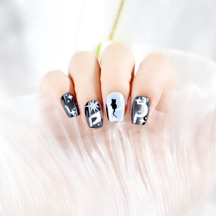 Artistic Themed Press-On Nail Set Bowlift