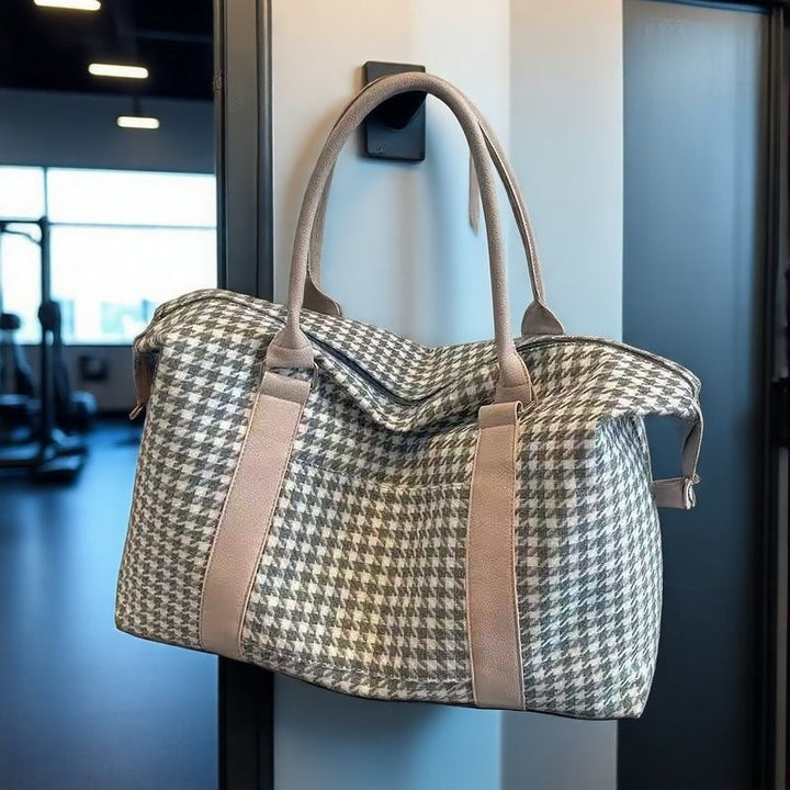 Spacious Tote Bag With Stylish Houndstooth Pattern Bowlift
