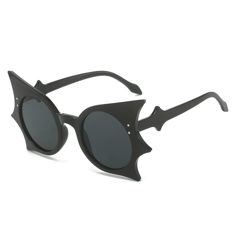 Women eye-catching fashionable designer sunglasses Bowlift
