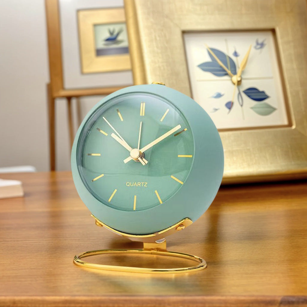 Table clock in elegant retro design Bowlift