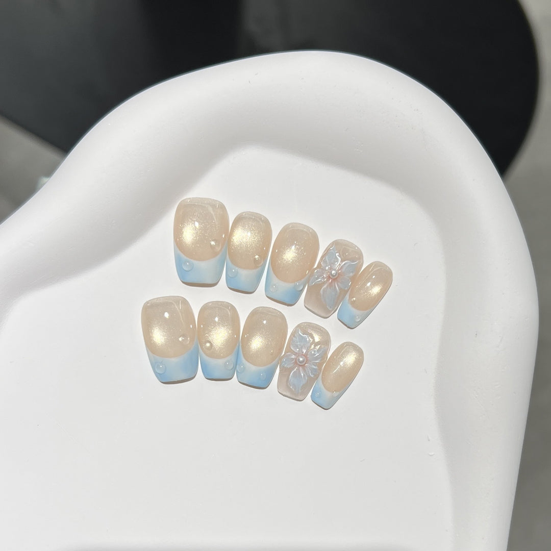 Decorative Press-On Nail Art Set with Floral Design Bowlift
