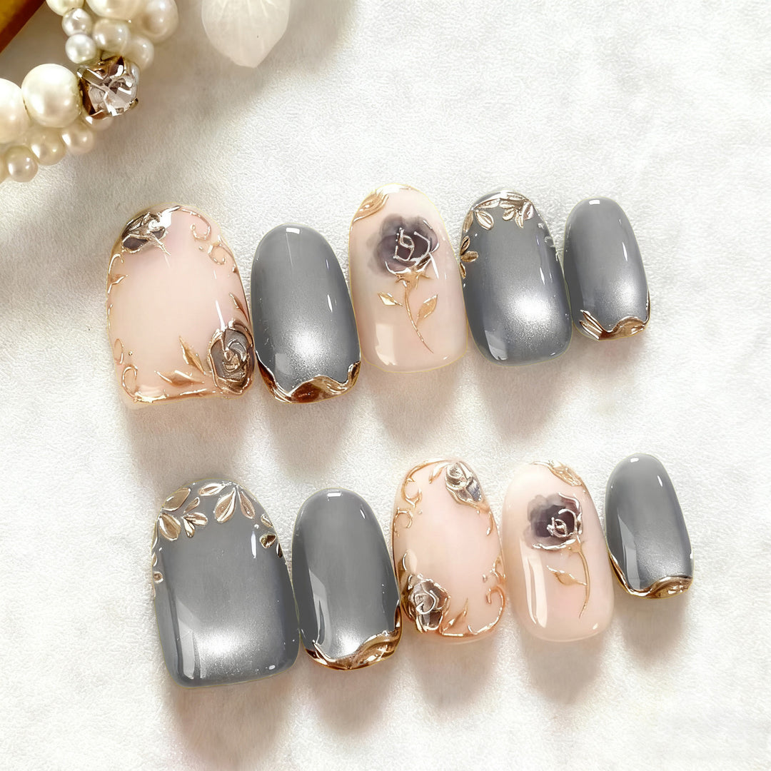 Artificial Nail Set with Elegant Rose Design and Gold Accents Bowlift