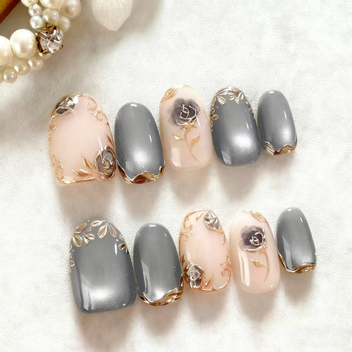 Artificial Nail Set with Elegant Rose Design and Gold Accents Bowlift