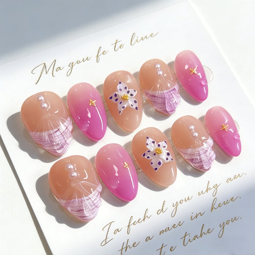 Artificial nails with floral design and glamorous accents Bowlift