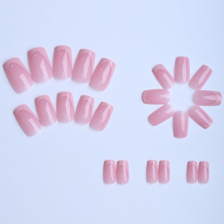 Artful fingernails with luxurious design Bowlift