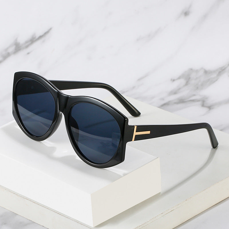 Oversized Vintage-Inspired Fashion Sunglasses Bowlift