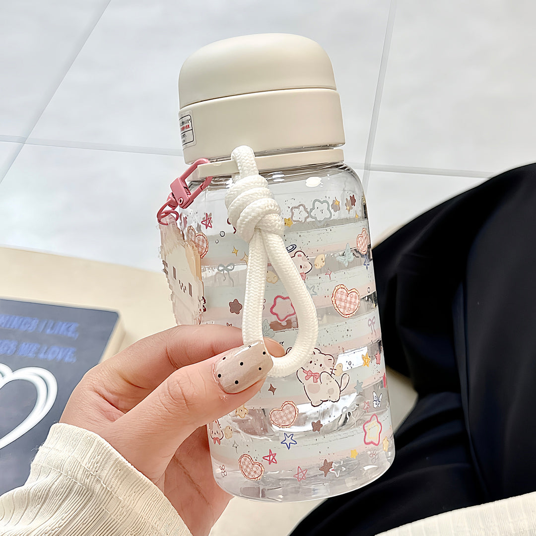 Ladies versatile drinking bottle with integrated keychain Bowlift