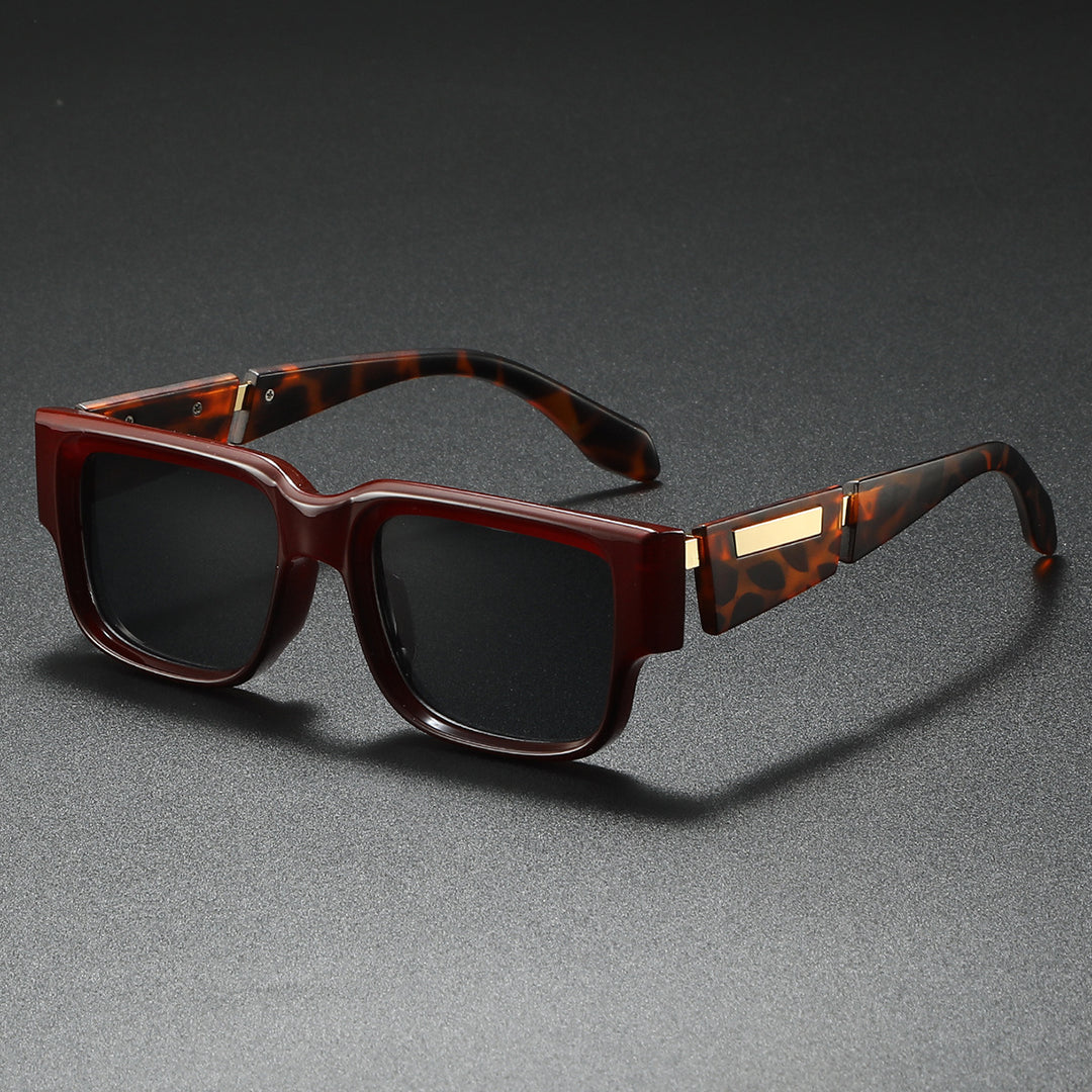 Women’s fashionable oversized sunglasses with elegant plastic frame Bowlift