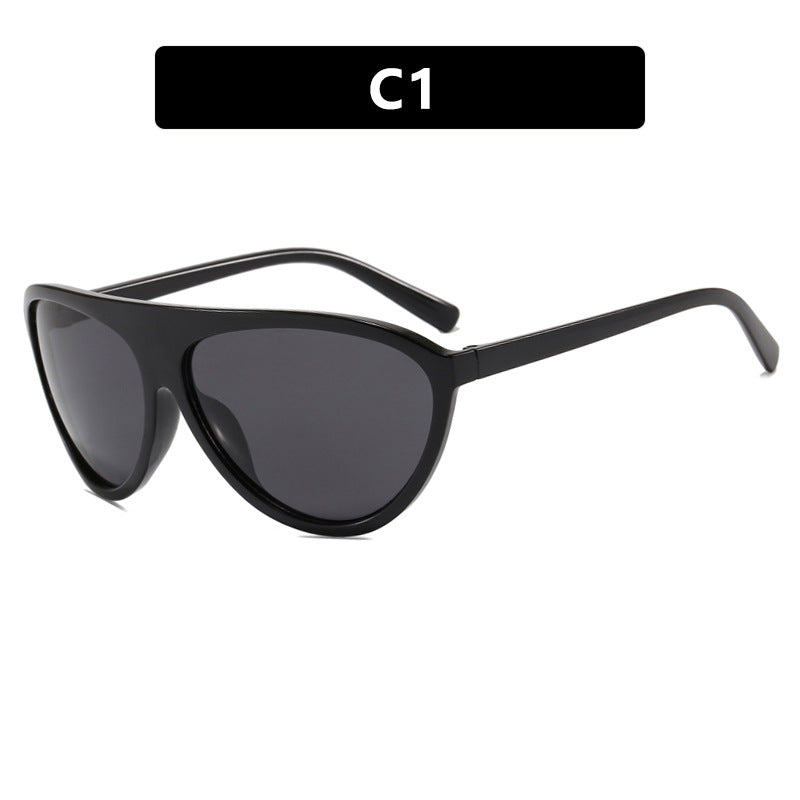 Women Sporty Sunglasses with Modern Protective Design Bowlift