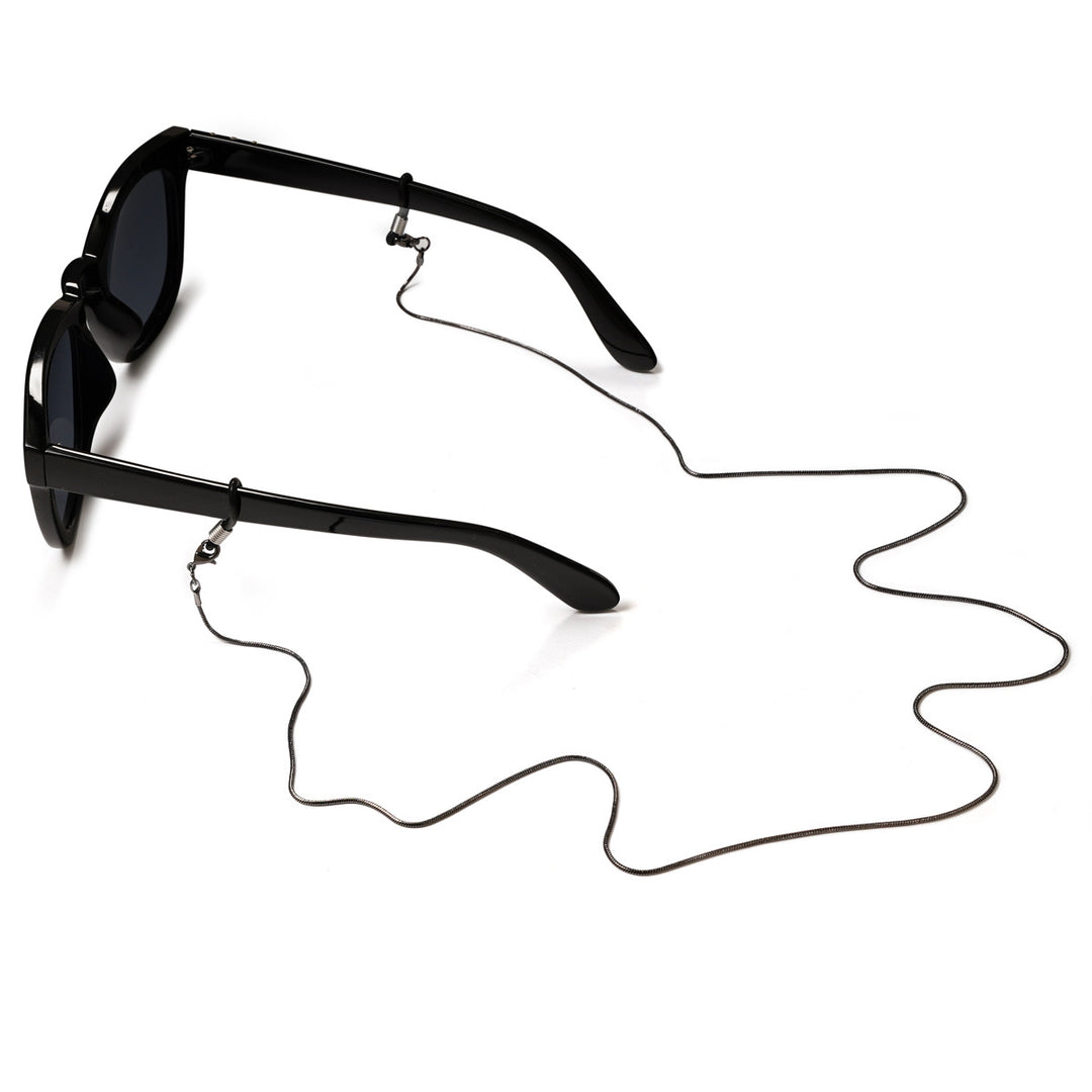 Sleek Metal Eyewear Chain Bowlift