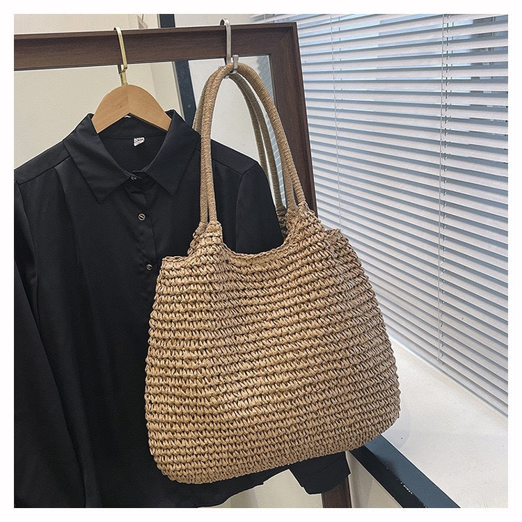 Large Braided Bag Made of Natural Material Bowlift