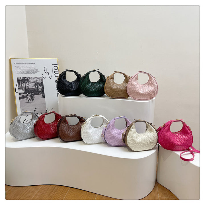 WoTextured Leather Hobo Bag Bowlift