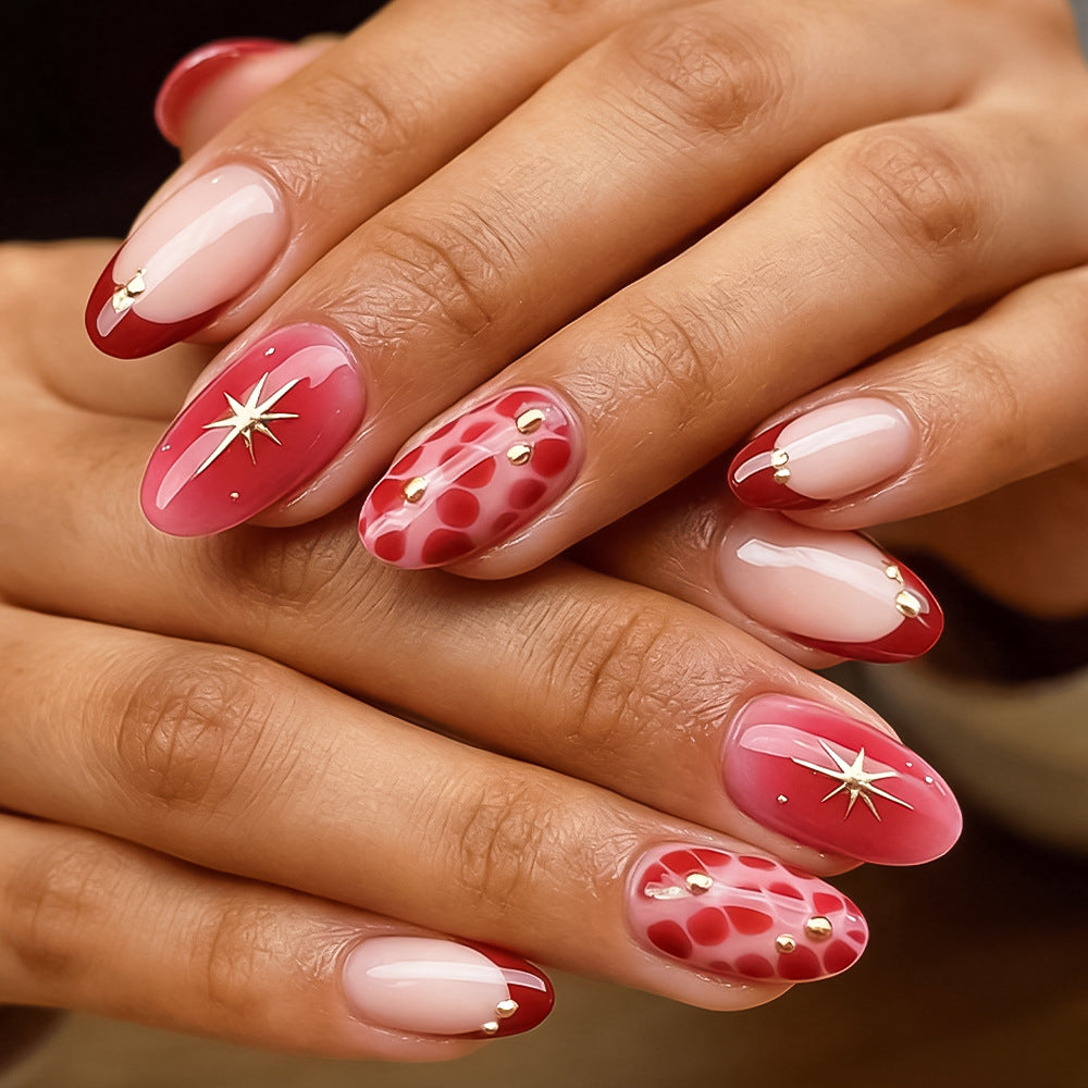 Decorative Nail Art Set with Golden Accents Bowlift