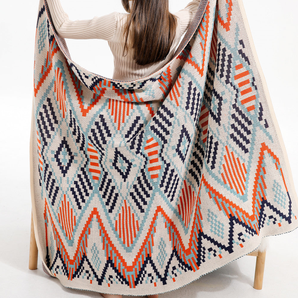 Geometric Patterned Throw Blanket