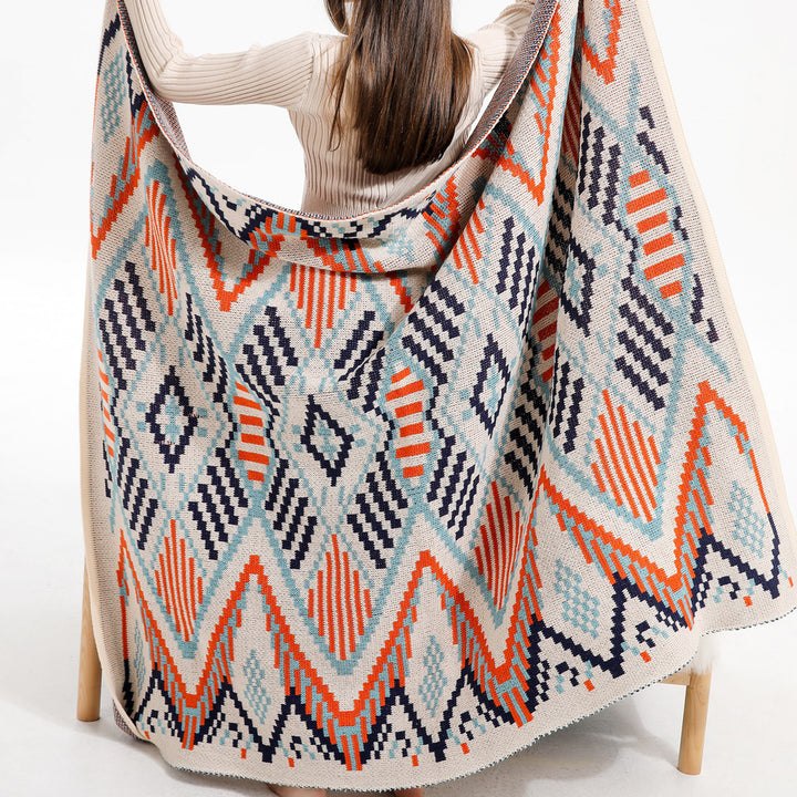 Geometric Patterned Throw Blanket