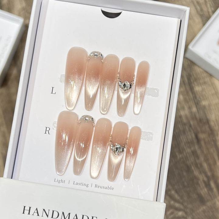 Reusable Press-On Nail Art Set Bowlift