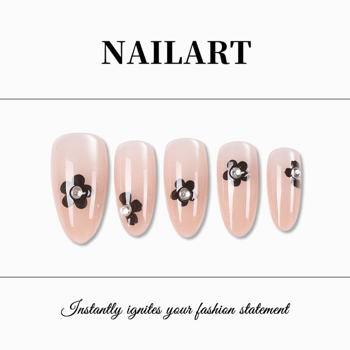 Playful Cat-Themed Press-On Nail Art Bowlift