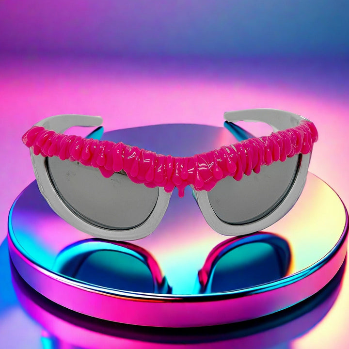 Women's trendy sunglasses with creative liquid frame Bowlift
